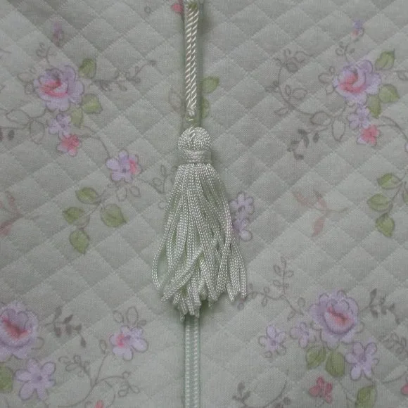 Miss Elaine Quilted Zip Front Robe M - Picture 3 of 6